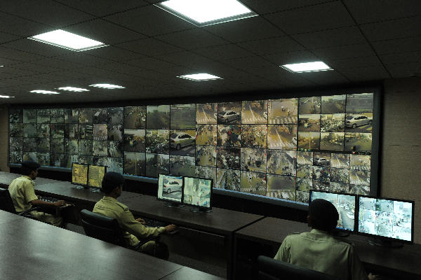 Delta along with Innovative Telecom & Softwares Pvt Ltd enables 24×7 Surveillance monitoring of Surat Safe Project with 280 sq ft DLP Video wall
